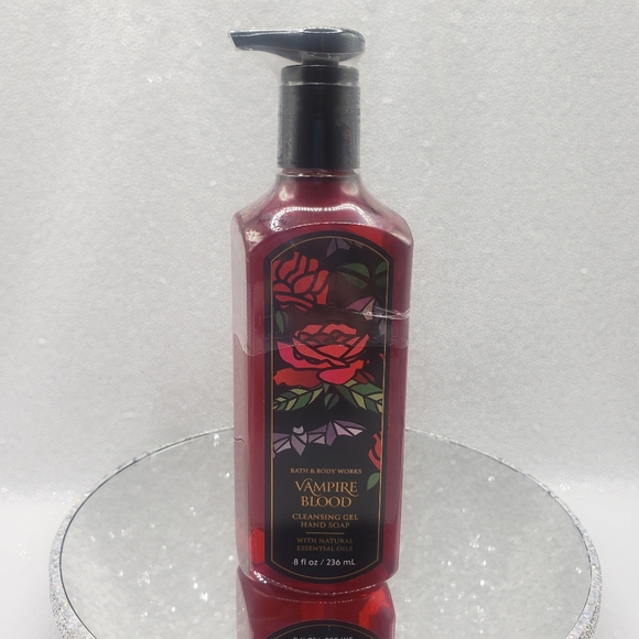 Bath and Body Works Vampire Blood Cleansing Gel Hand Soap 8oz Pump - Picture 1 of 4